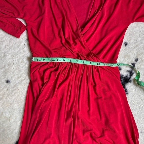 Max Mara Studio Women’s Red 3/4 Sleeve Nylon Mini V Neck Dress Size Medium - Picture 4 of 9